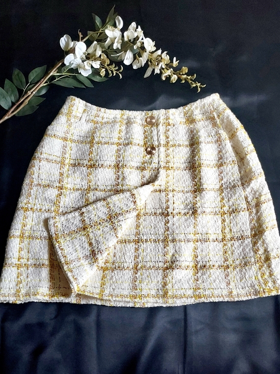 CAbi Dresses & Skirts - CAbi Cream Tweed Mini Skirt with Gold Plaid NWOT